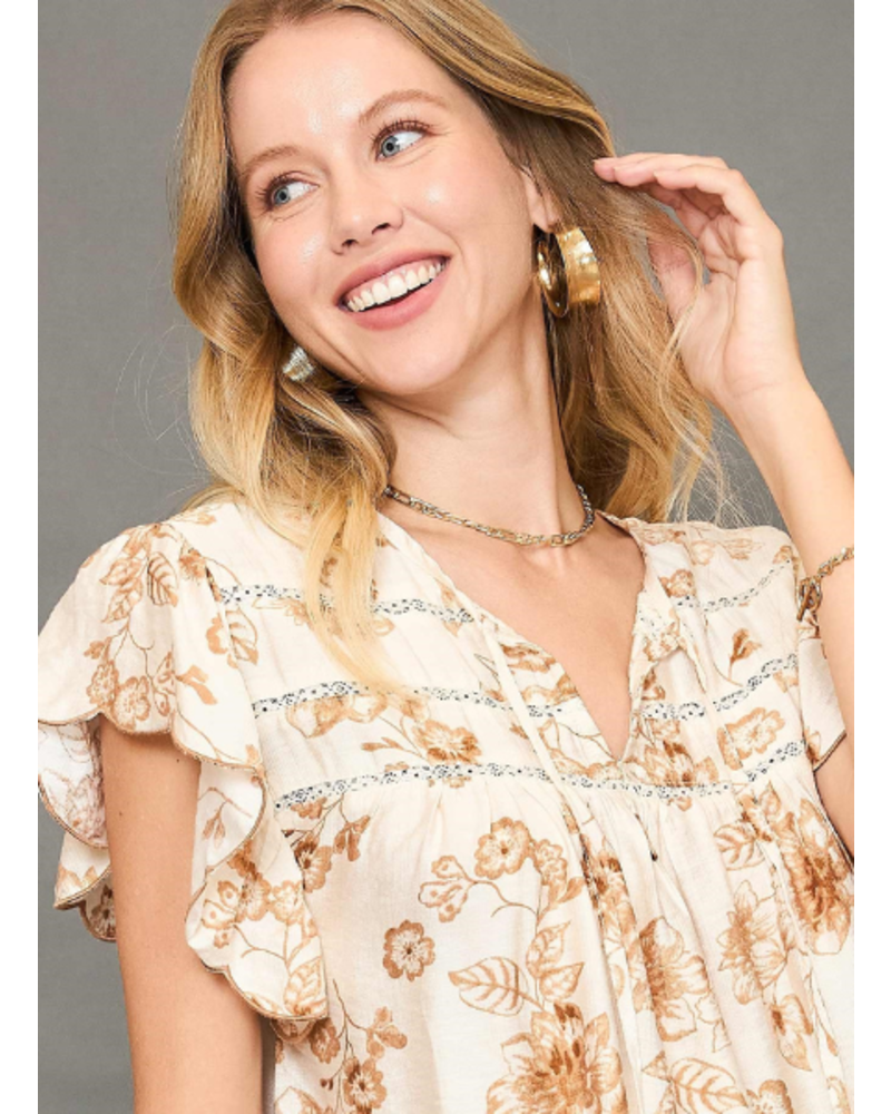 Floral Scalloped Sleeves Top