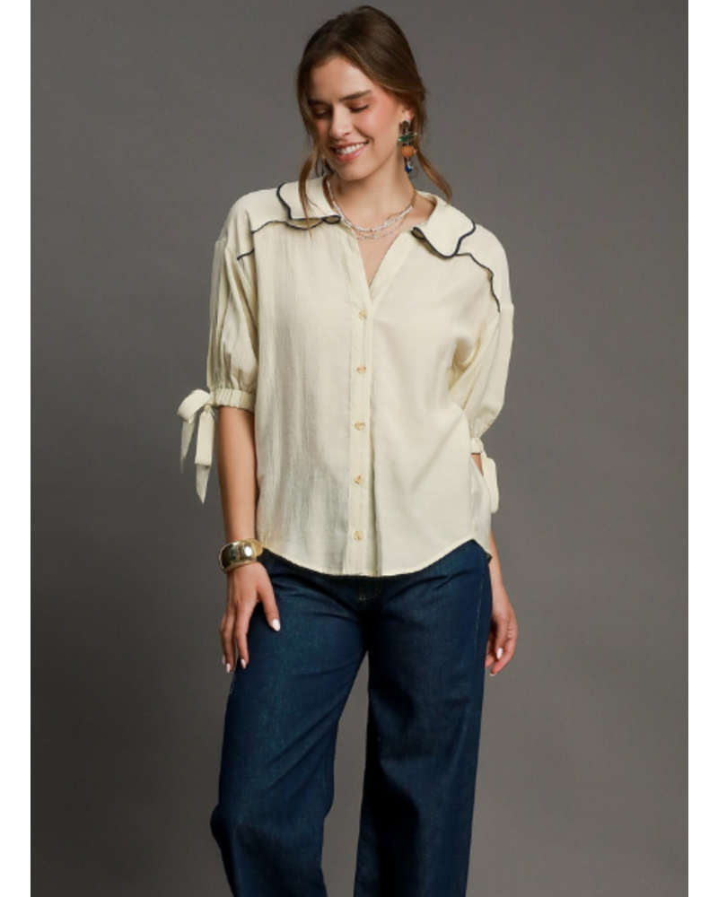 Peter Pan Collared Blouse with Scallop Detail