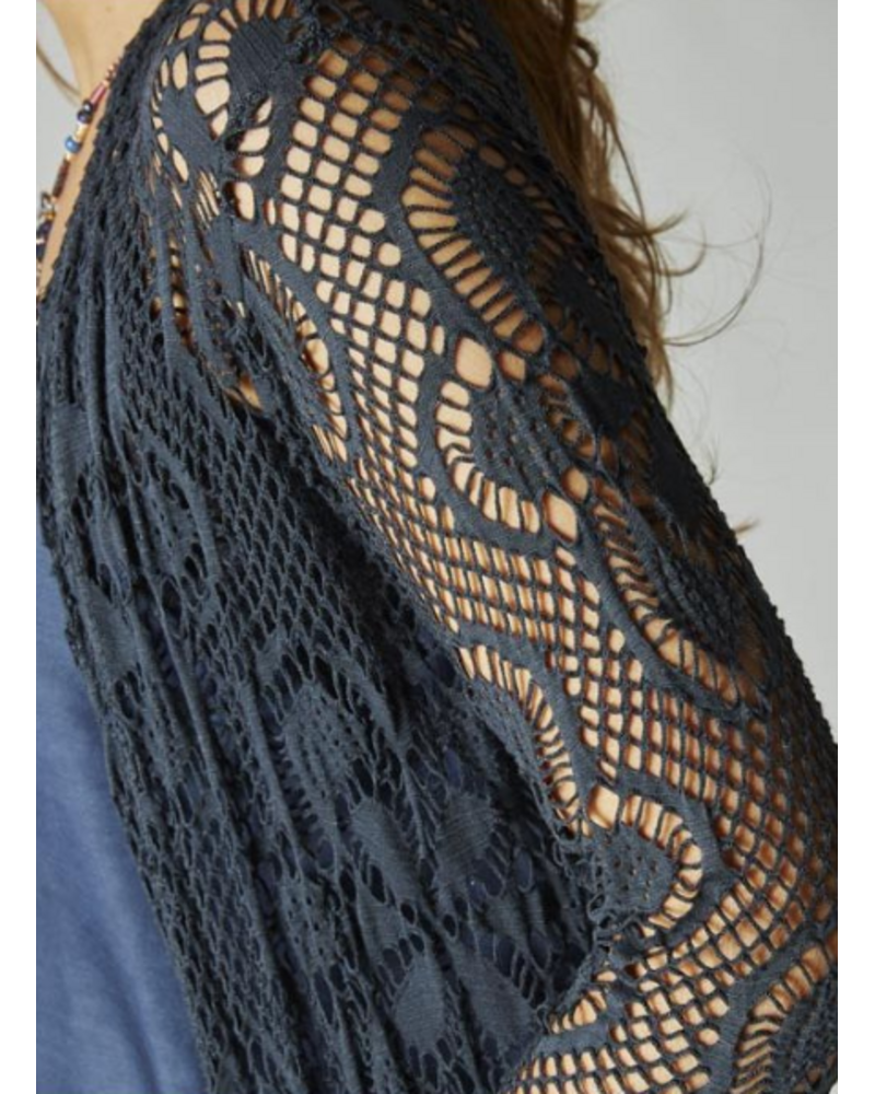 Short Lasercut Flower Cardigan