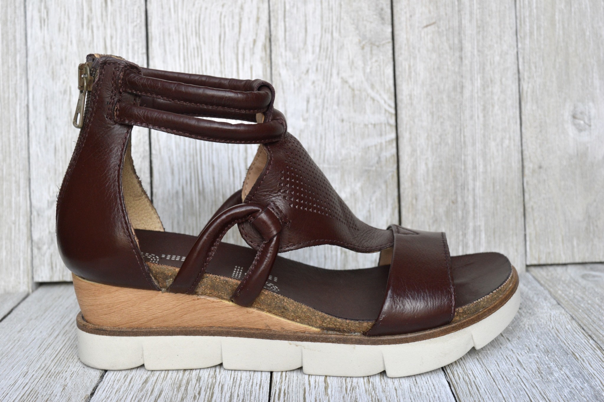 MJUS MJUS 866002