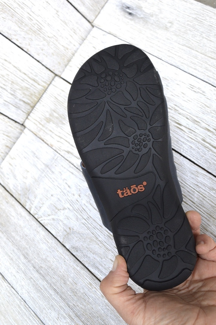Taos Taos Gift 2