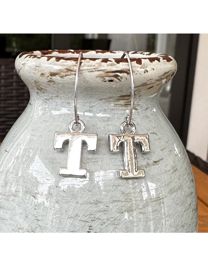 McTrinkets Power T earrings