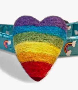 Very Vintage Designs Rainbow Heart Felt Collar Attachment