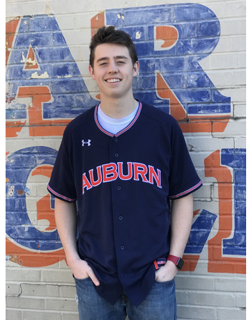 baseball jersey with jeans