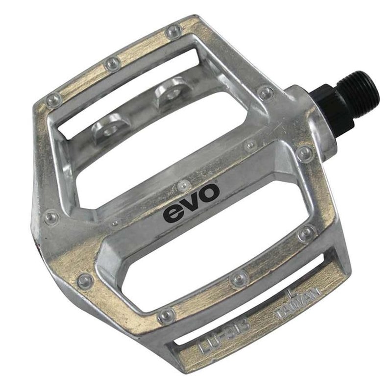 Evo EV, Freefall, Platfrm pedals, 9/16'', Moulded pins, Silver