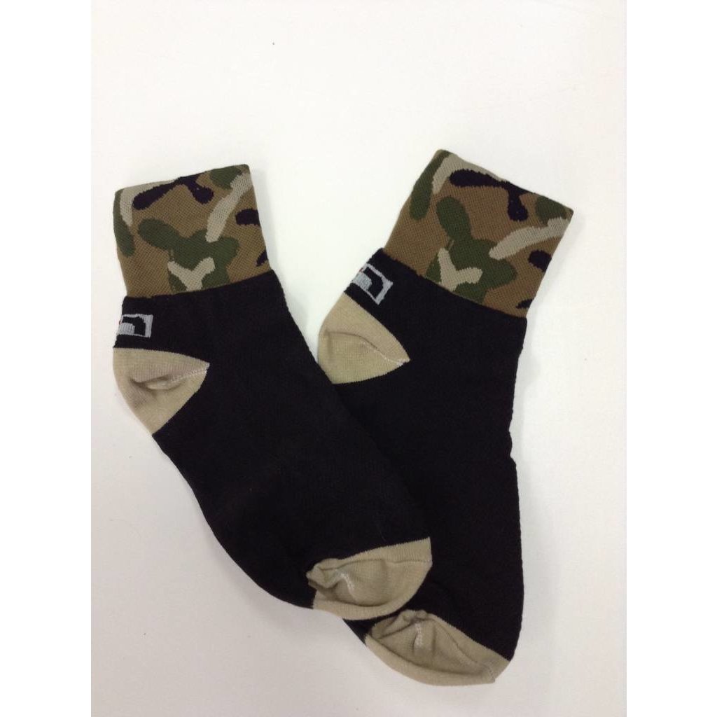 *LIN SOCKS, CAMO, MEDIUM Reg $11.50