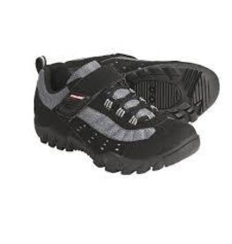TIME * TXT, TIME SHOE, MOUNTAIN, 38 MSRP $84.99 38