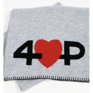 4 Loving People Love Shawl