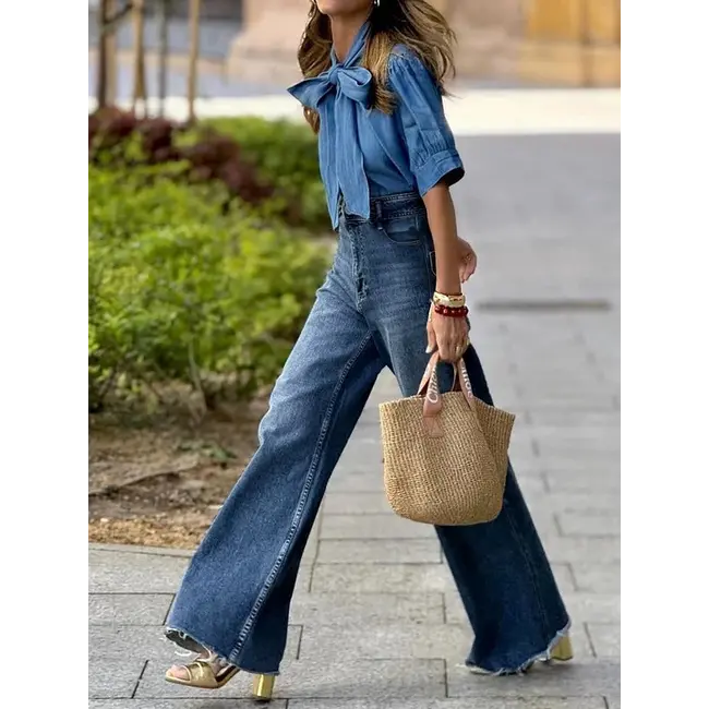 High Waisted Straight Leg Jean