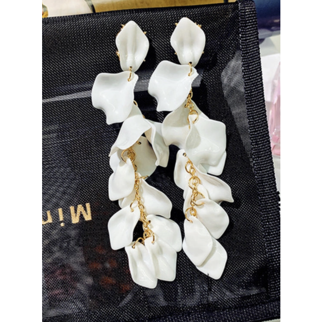 Flower Dangle Earring