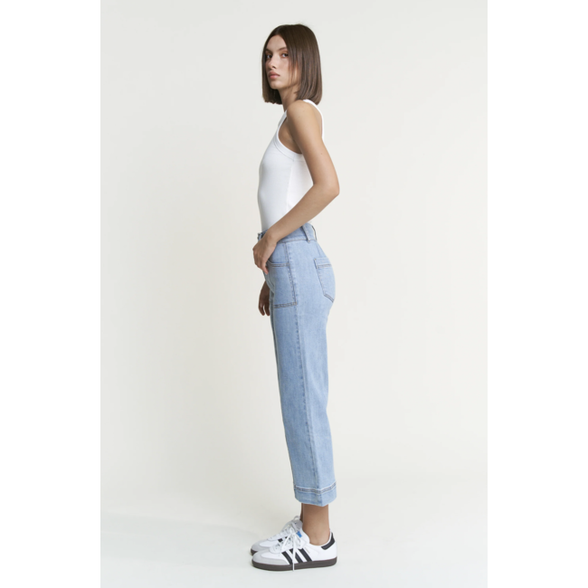 Super High Rise Wide Crop Jean