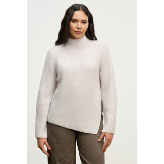 Velvet (By Graham & Spencer) Cozy Knit Sweater