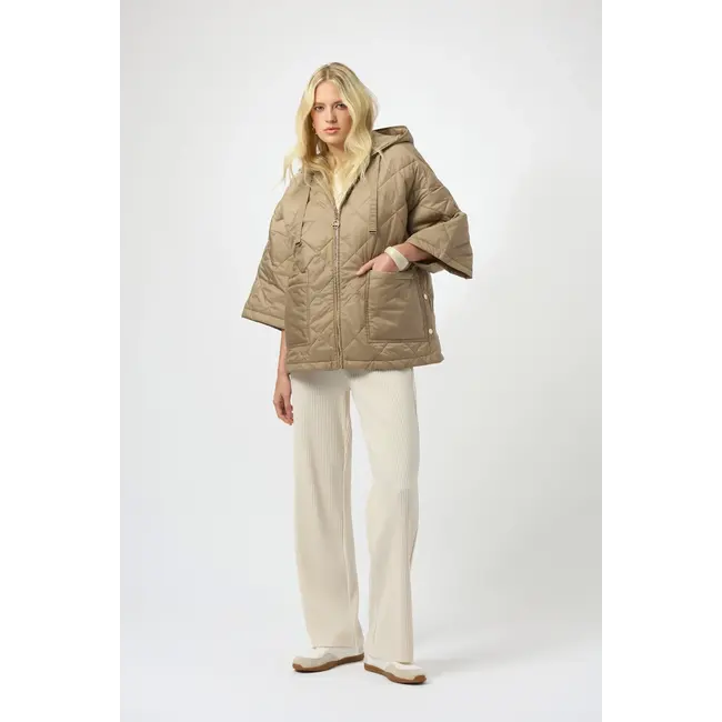 Woven Diamond Quilt Hooded Jacket
