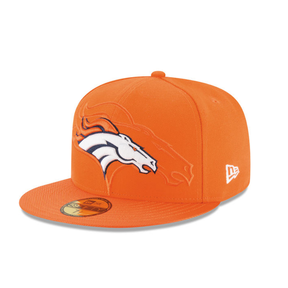 Denver Broncos NFL SUPER BOWL 50 ONFIELD FLEX Hat by New Era