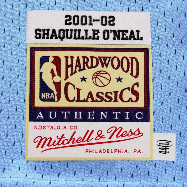 Mitchell and Ness LA Lakers Men's Mitchell & Ness 2001-2002 Shaquille O'Neal #34 Replica Swingman MPLS Light Blue