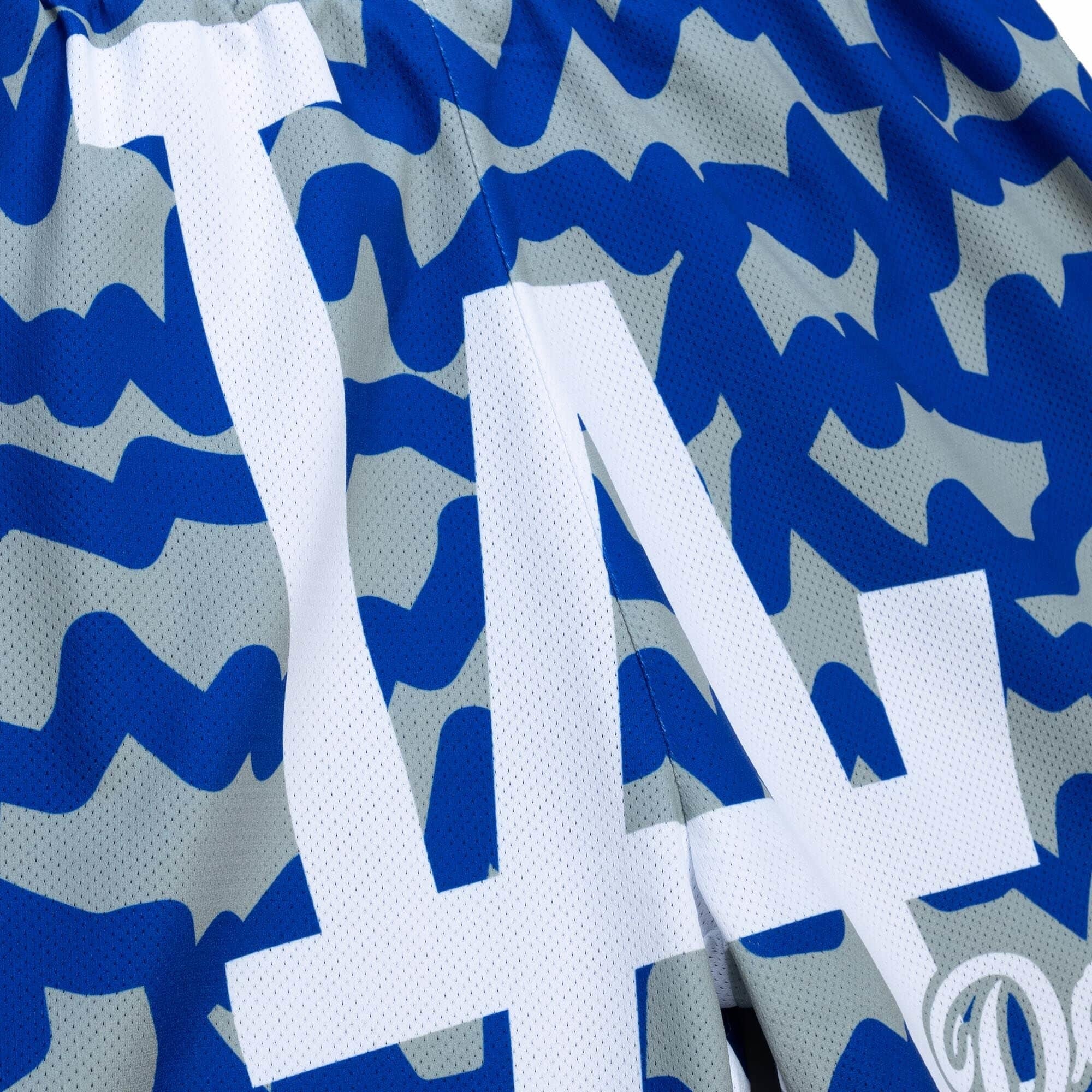 Men's Los Angeles Dodgers Mitchell & Ness Gray Jumbotron T-Shirt