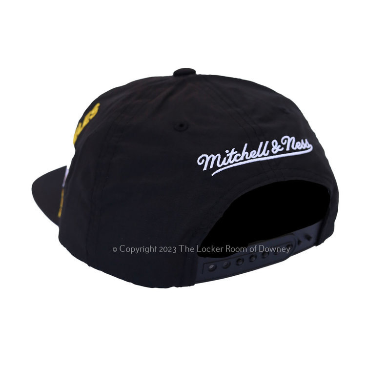 Mitchell and Ness Lakers M&N Nylon SZN Deadstock Snapback Black
