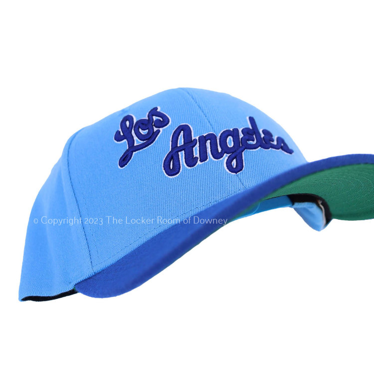 Mitchell and Ness LA Lakers HWC M&N Team 2 Tone 2.0 Stretch Snapback Light Blue