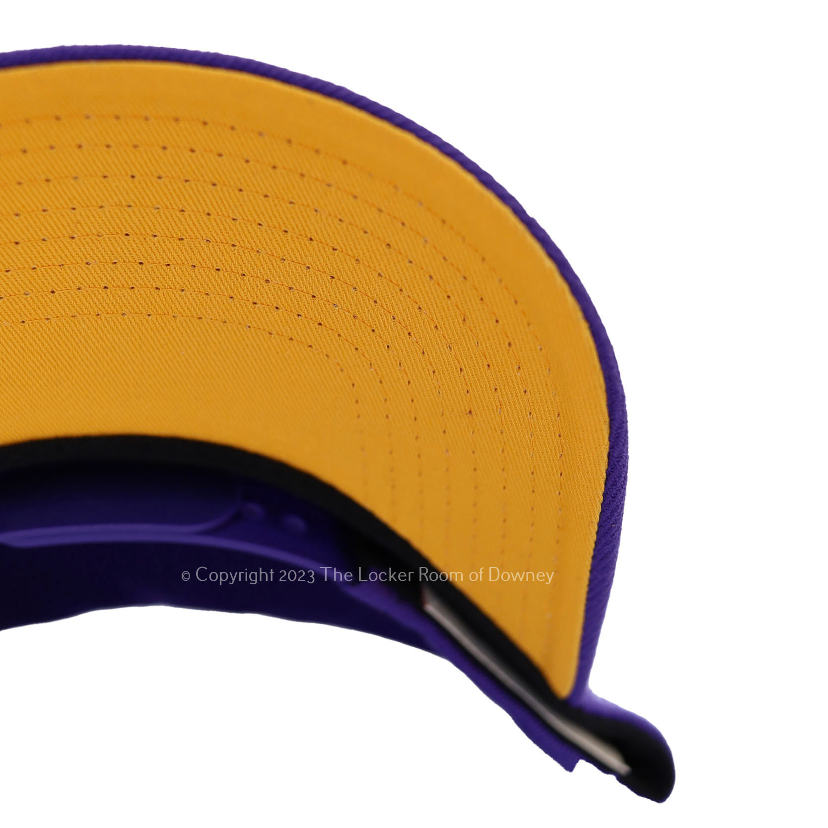 Lakers M&N Champ Wrap Pro Snapback Purpe - The Locker Room of Downey