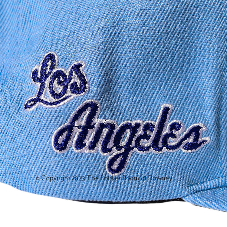 Mitchell and Ness LA Lakers M&N XL Wordmark Snapback Light Blue