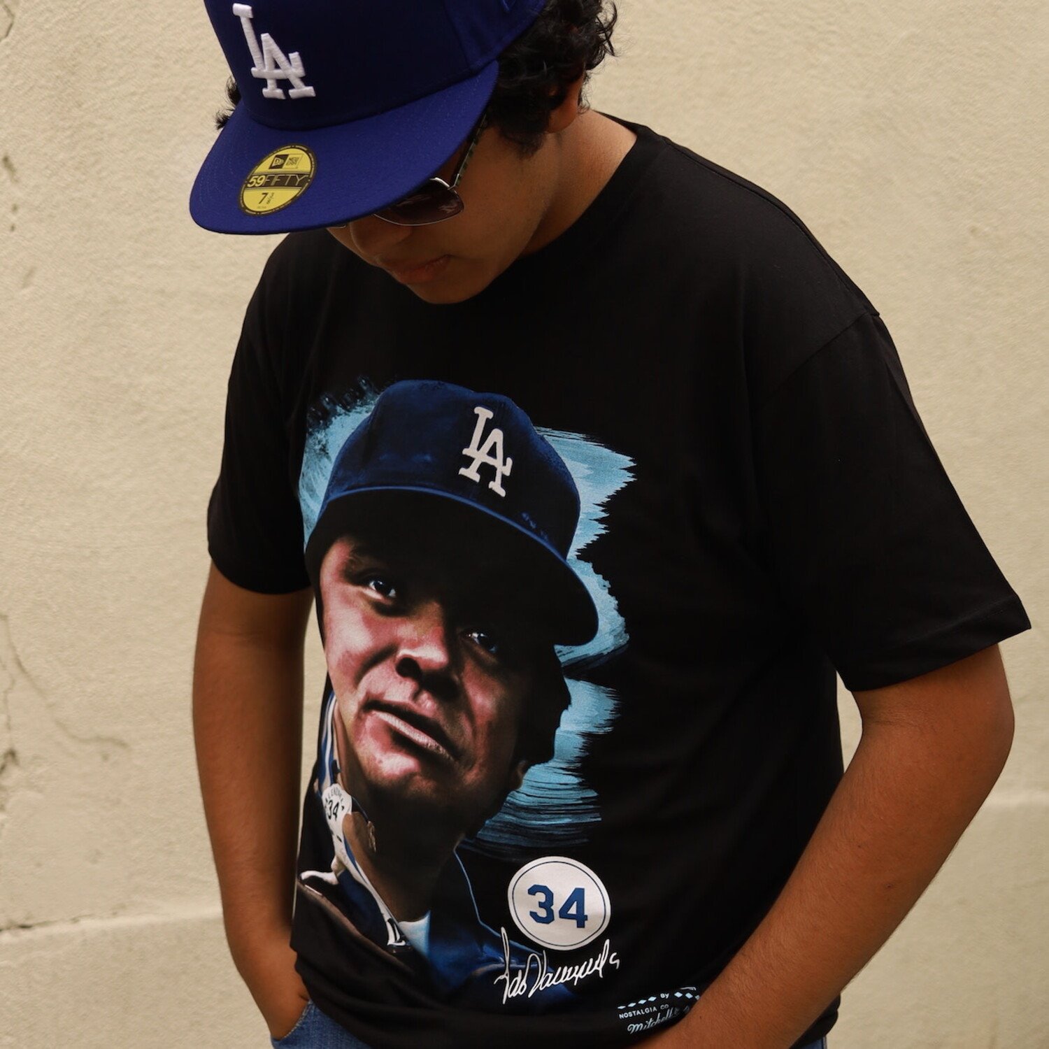 Men's Los Angeles Dodgers Fernando Valenzuela Mitchell & Ness Black  Cooperstown Collection Portrait T Shirt - Limotees