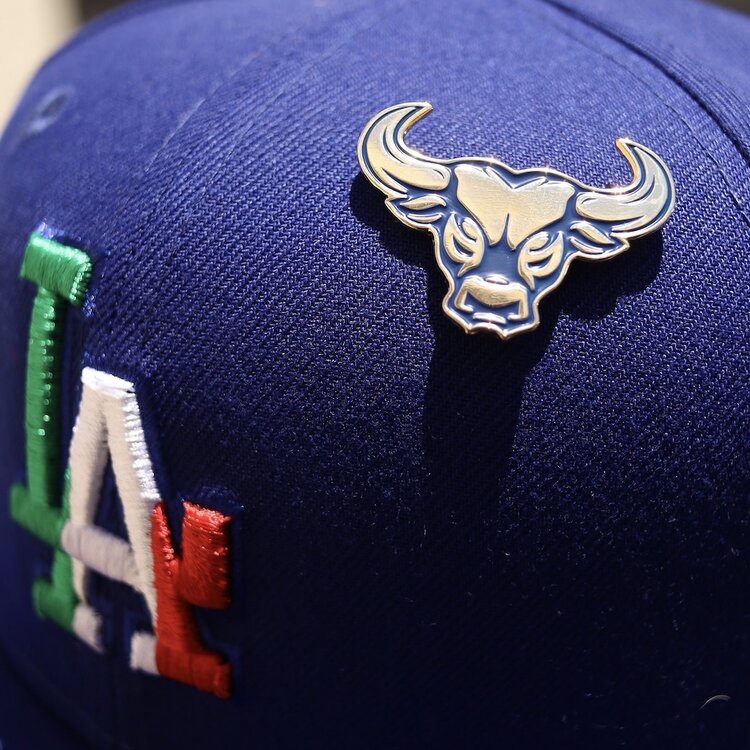 TLR of Downey Gold Royal Bull Pin