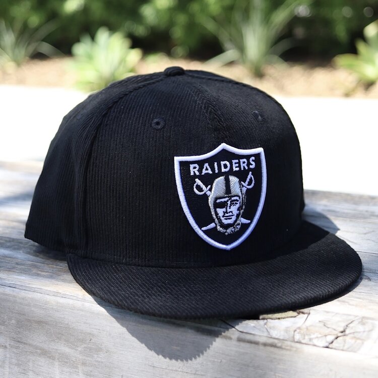 New Era Raiders Shield Black Corduroy 950