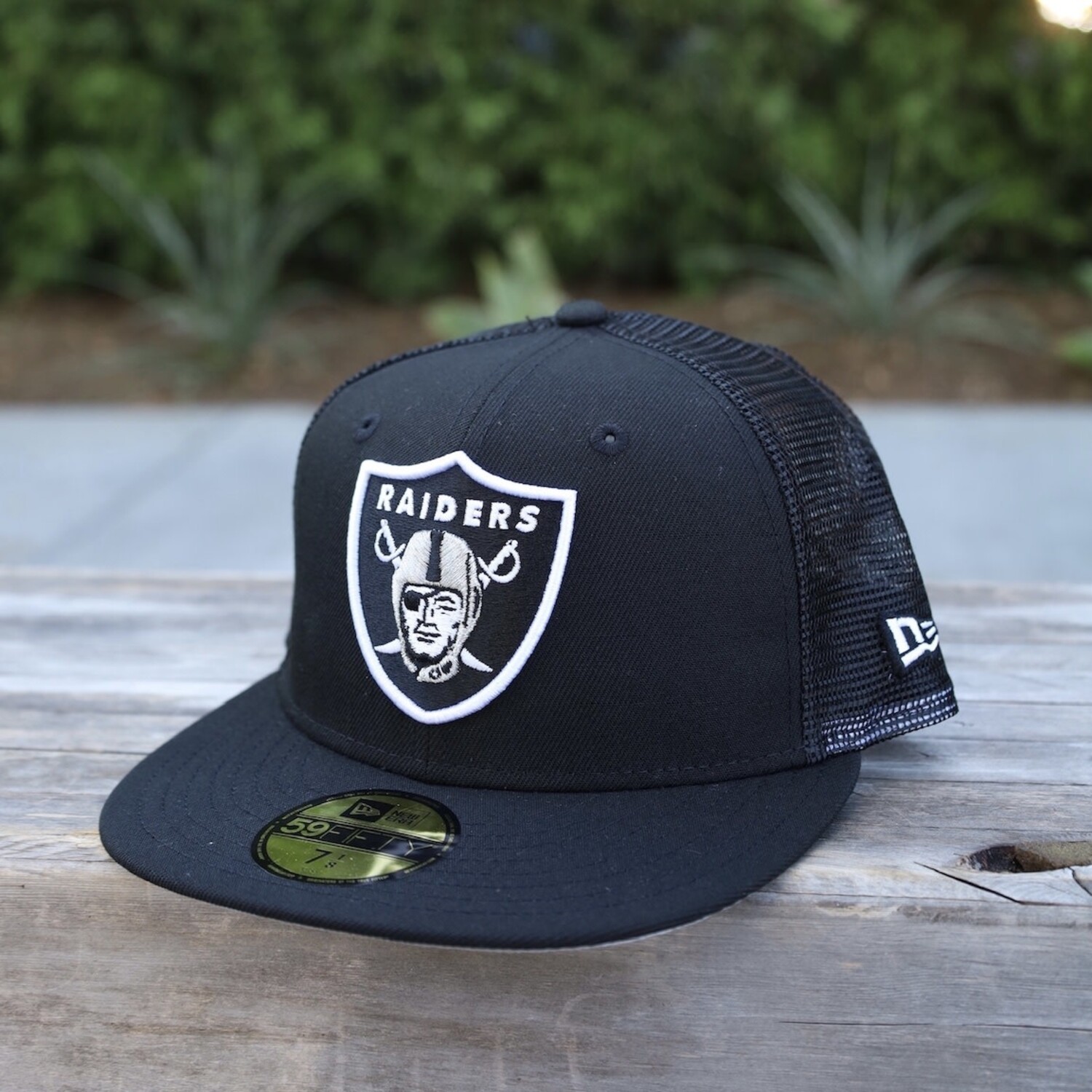 raiders trucker