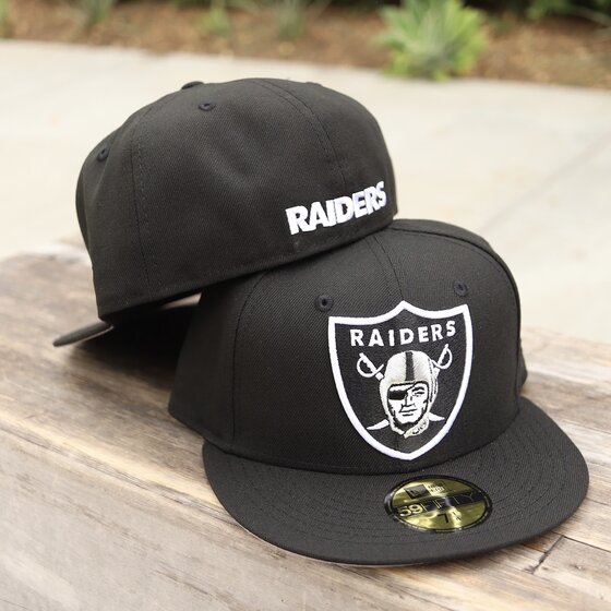 Las Vegas Raiders New Era NFL 9FIFTY 950 Snapback Cap Hat Black Crown White/BlackLogo 75th Anniversary Side Patch Gray UV