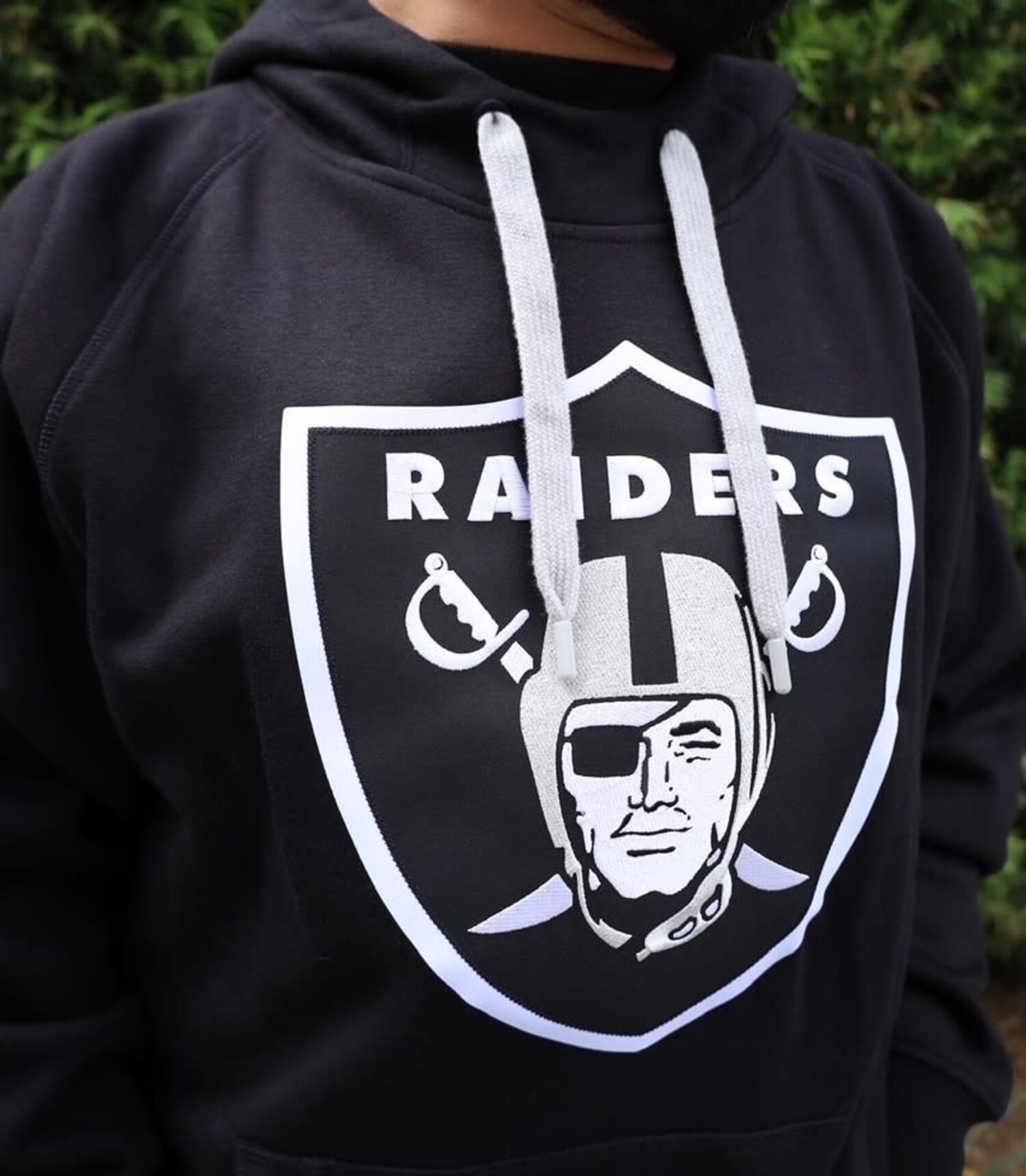Raiders Victory P/O Hood Black - The Locker Room of Downey