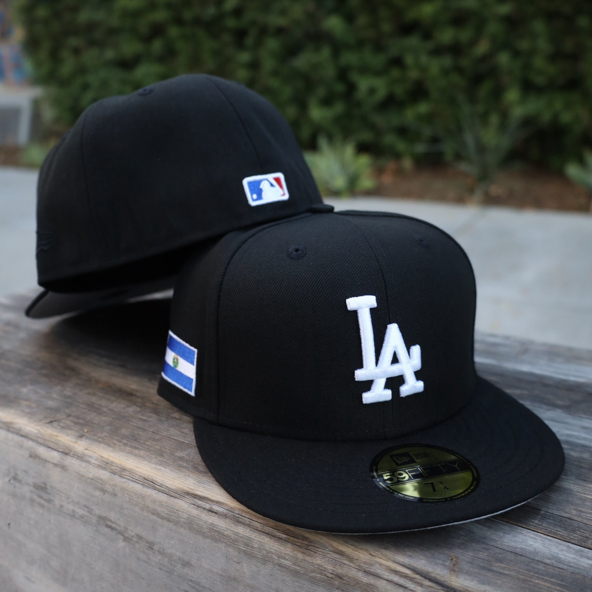 New Era LA Dodgers t-shirt in black