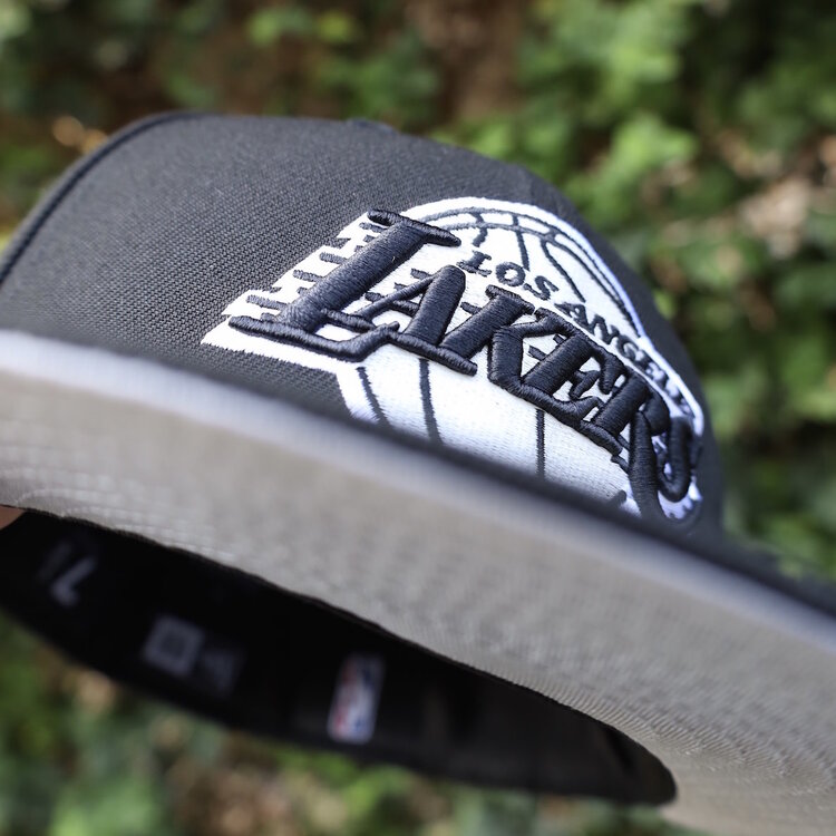 New Era Lakers Black Silver Primary 75th