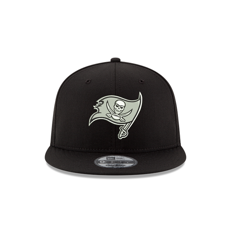New Era Tampa Bay Buccaneers Black White 950 Snapback