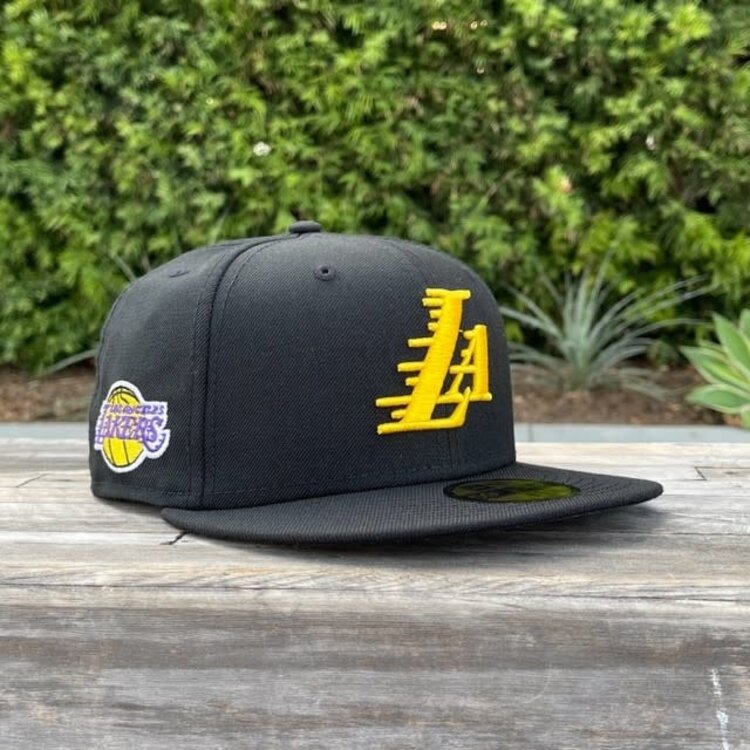 New Era Lakers Black "LA" 17X Champs