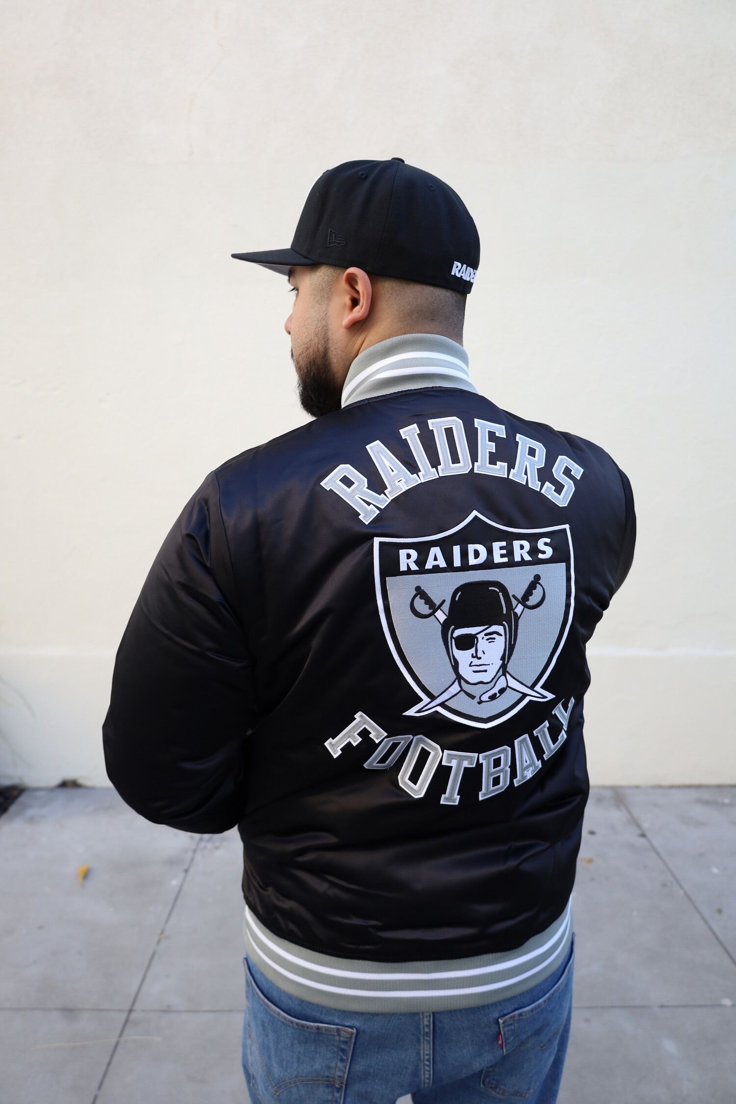 Mitchell & Ness RAIDERS スローバックジャケット Raiders M&N Heavyweight Satin Snap Button Jacket Black - The