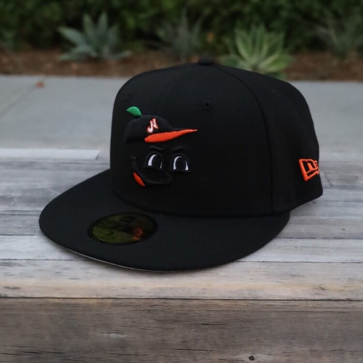 New Era Naranjeros Black Logo Element