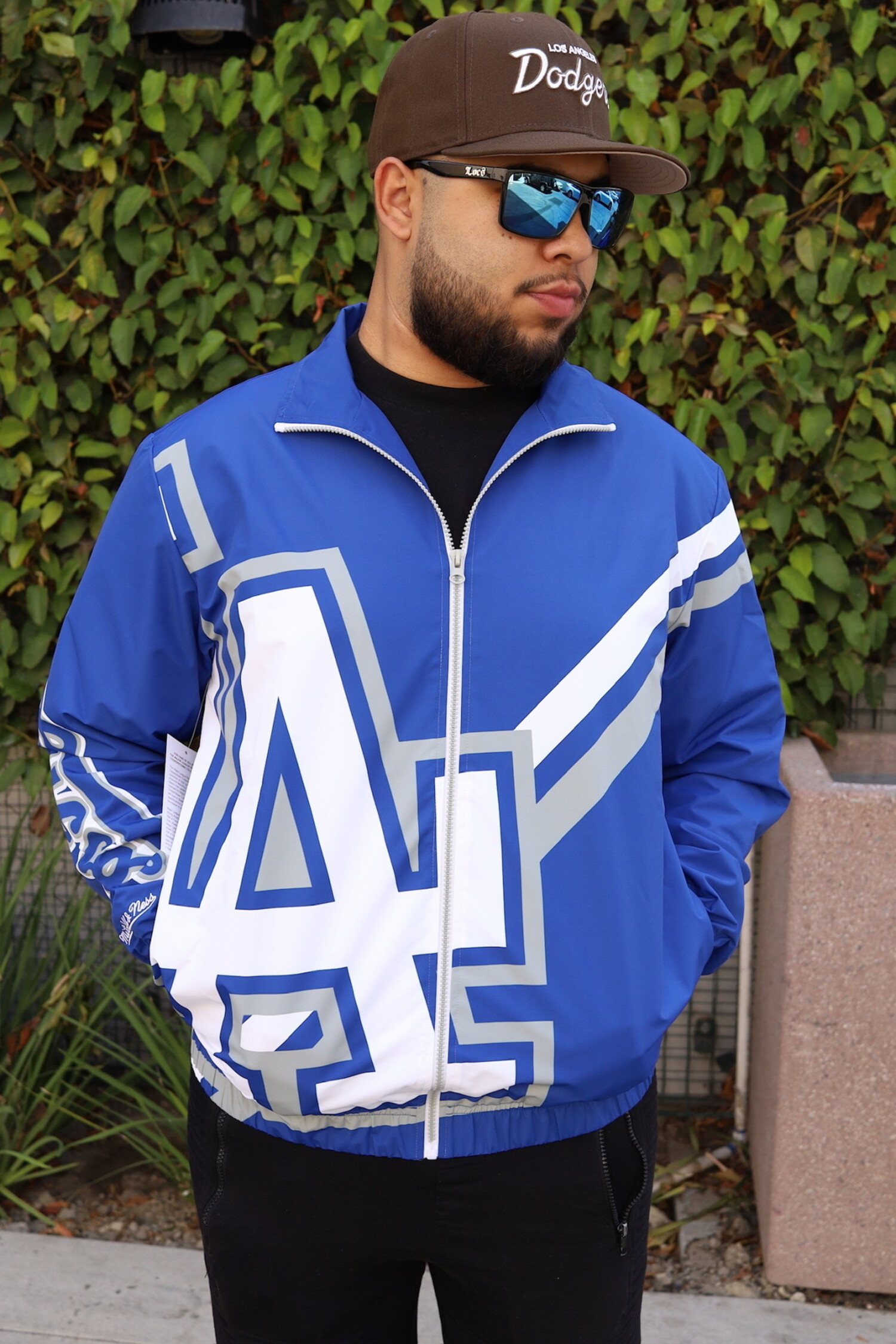 Dodgers warm store up jacket