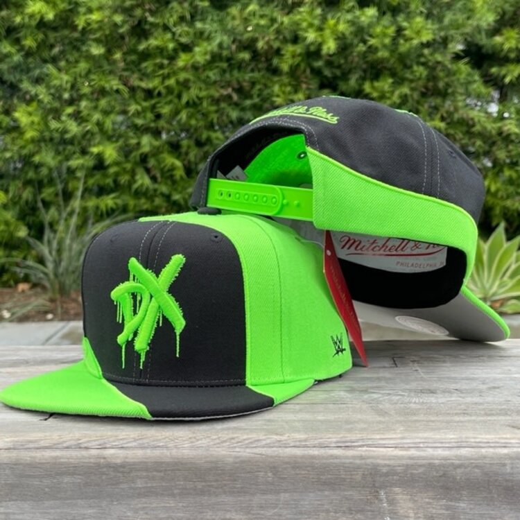 Mitchell and Ness WWE D-Generation X M&N Snapback Green Black