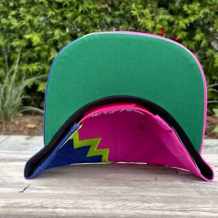 Mitchell and Ness WWE Ultimte Warrior M&N Snapback Blue-Pink