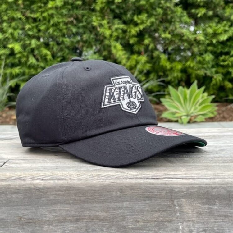 Mitchell and Ness LA Kings Team Ground 2.0 M&N Dad Strapback Black