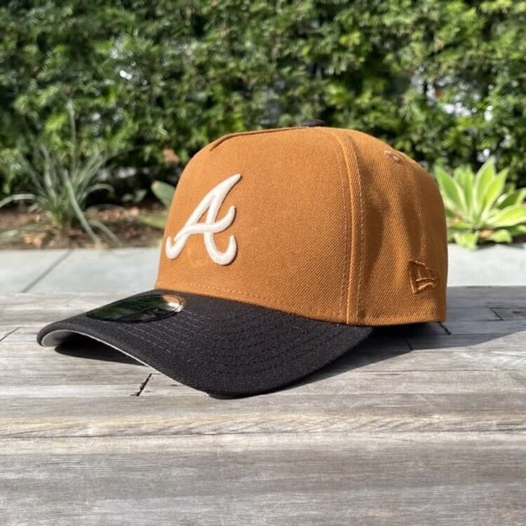 New Era Braves Peanut/Black SP 940 A-Frame