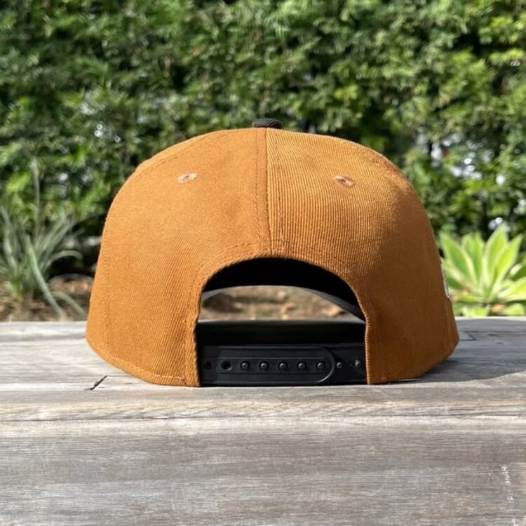 New Era Braves Peanut/Black SP 940 A-Frame