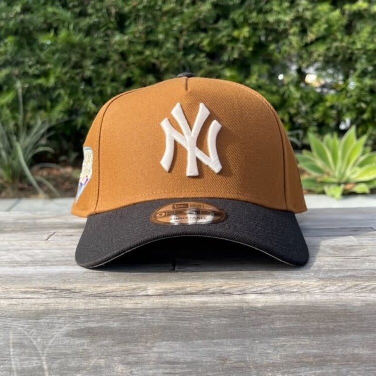 New Era Yankees Peanut/Black SP 940 A-Frame