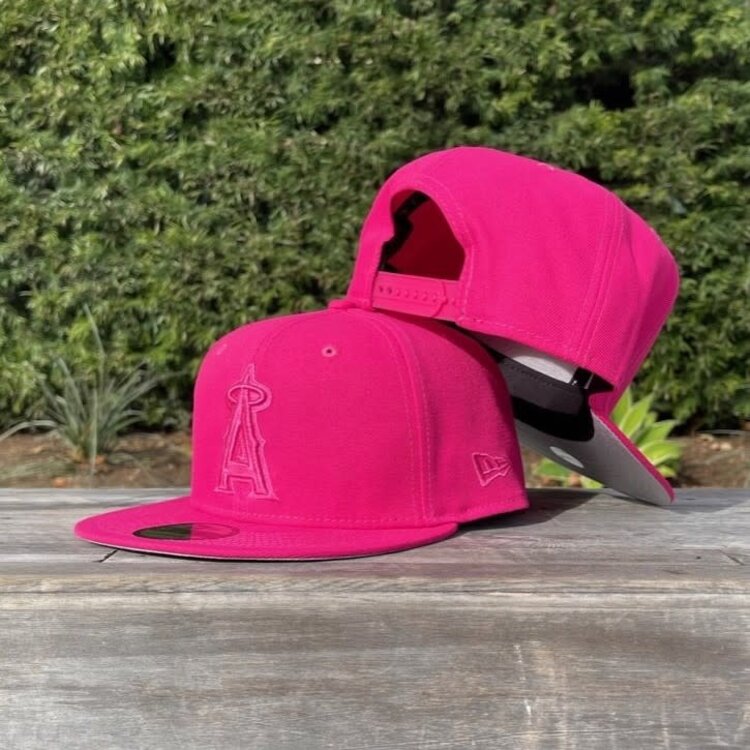 New Era Angels Pink Tonal 950 Snapback