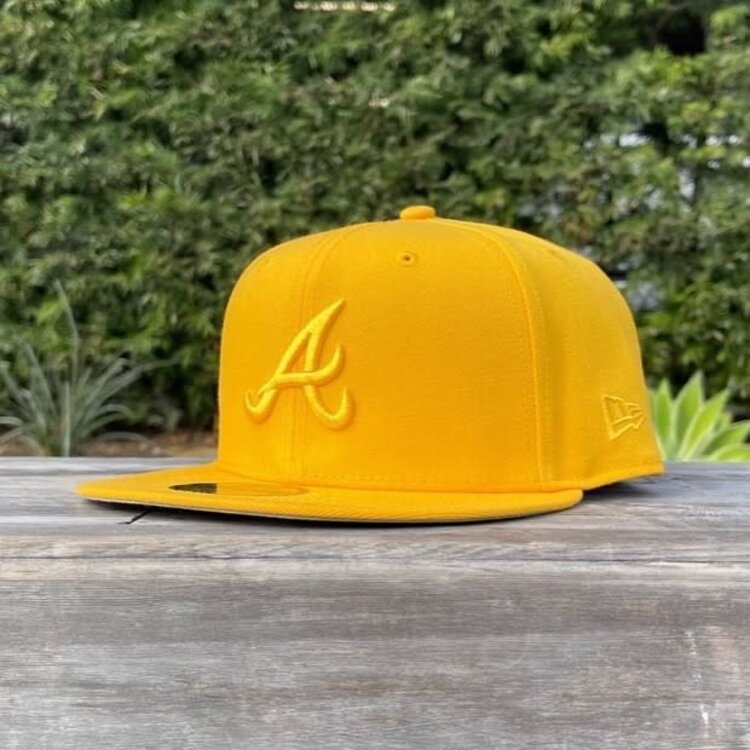 New Era Braves Gold Tonal 950 Snapback