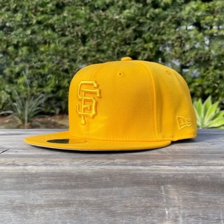 New Era Giants Gold Tonal 950 Snapback