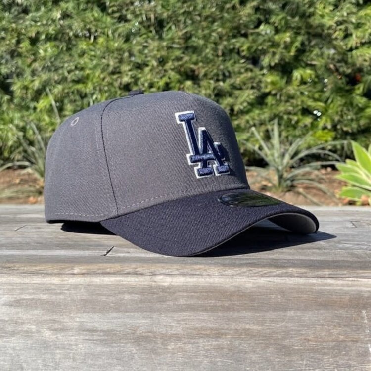 New Era LA Dark Gray/Navy Outline 940 A-Frame