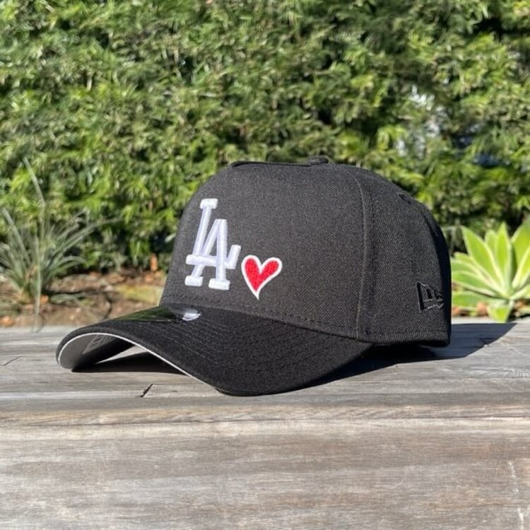 New Era LA Heart Black White 940 A-Frame