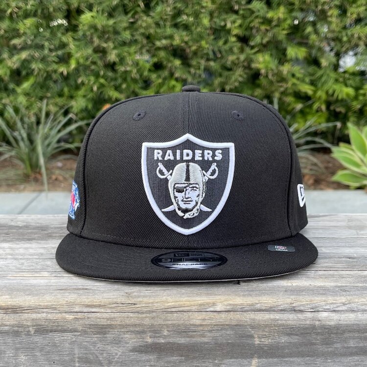 New Era NFL Raiders SB XVIII 950 Snapback