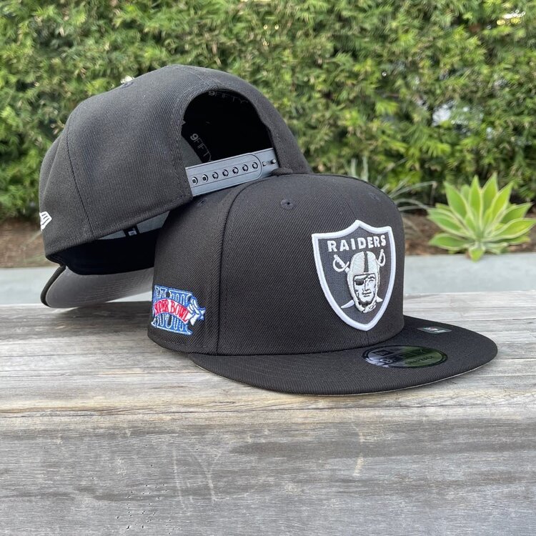 New Era NFL Raiders SB XVIII 950 Snapback